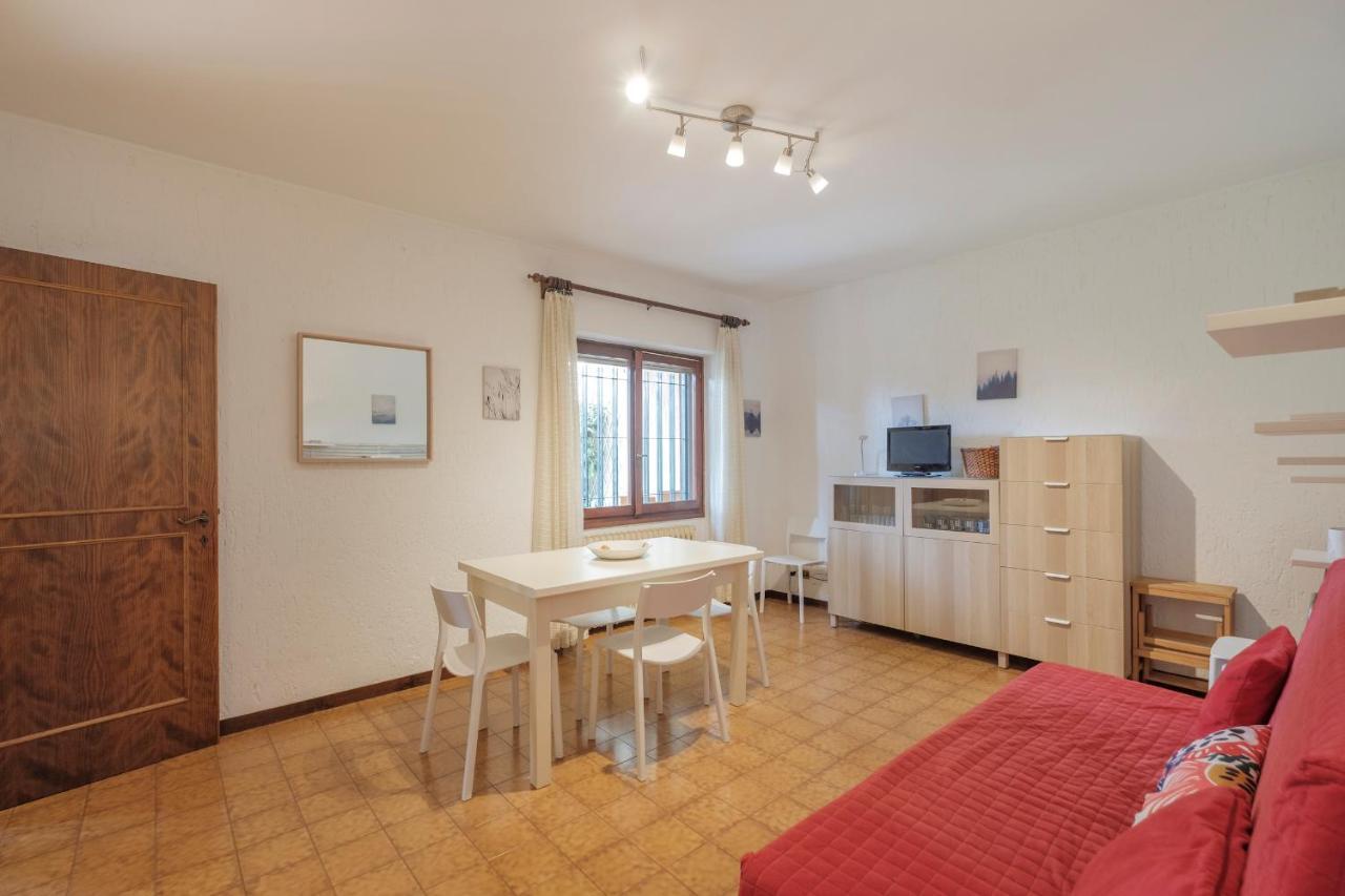 Villa Ida - 2 Bedrooms Apartment With Private Garden Sirmione Eksteriør billede
