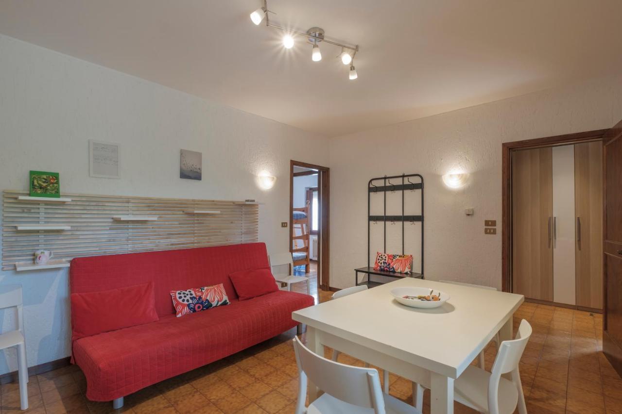 Villa Ida - 2 Bedrooms Apartment With Private Garden Sirmione Eksteriør billede