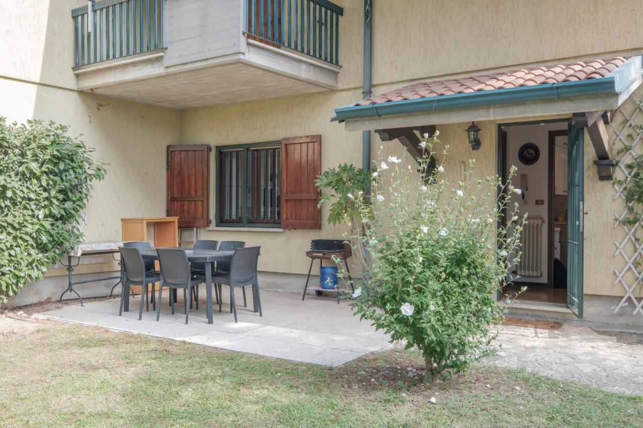 Villa Ida - 2 Bedrooms Apartment With Private Garden Sirmione Eksteriør billede