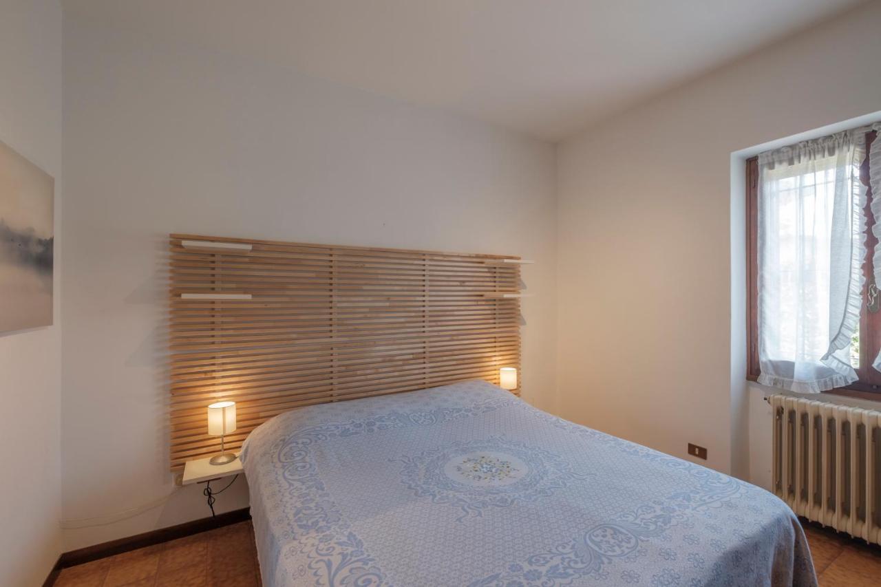 Villa Ida - 2 Bedrooms Apartment With Private Garden Sirmione Eksteriør billede